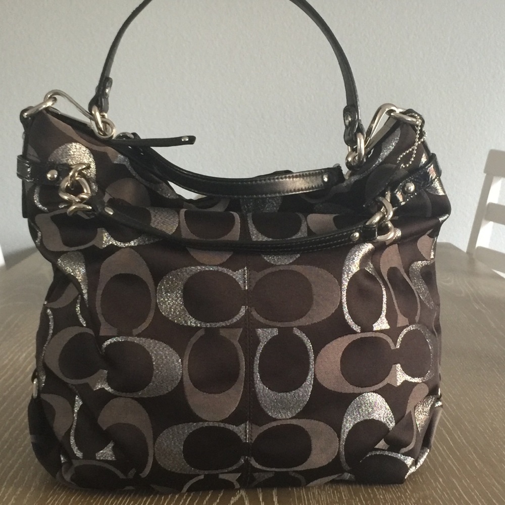 Medium Coach purse